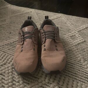 On Clouds Women's Light Pink Sneakers